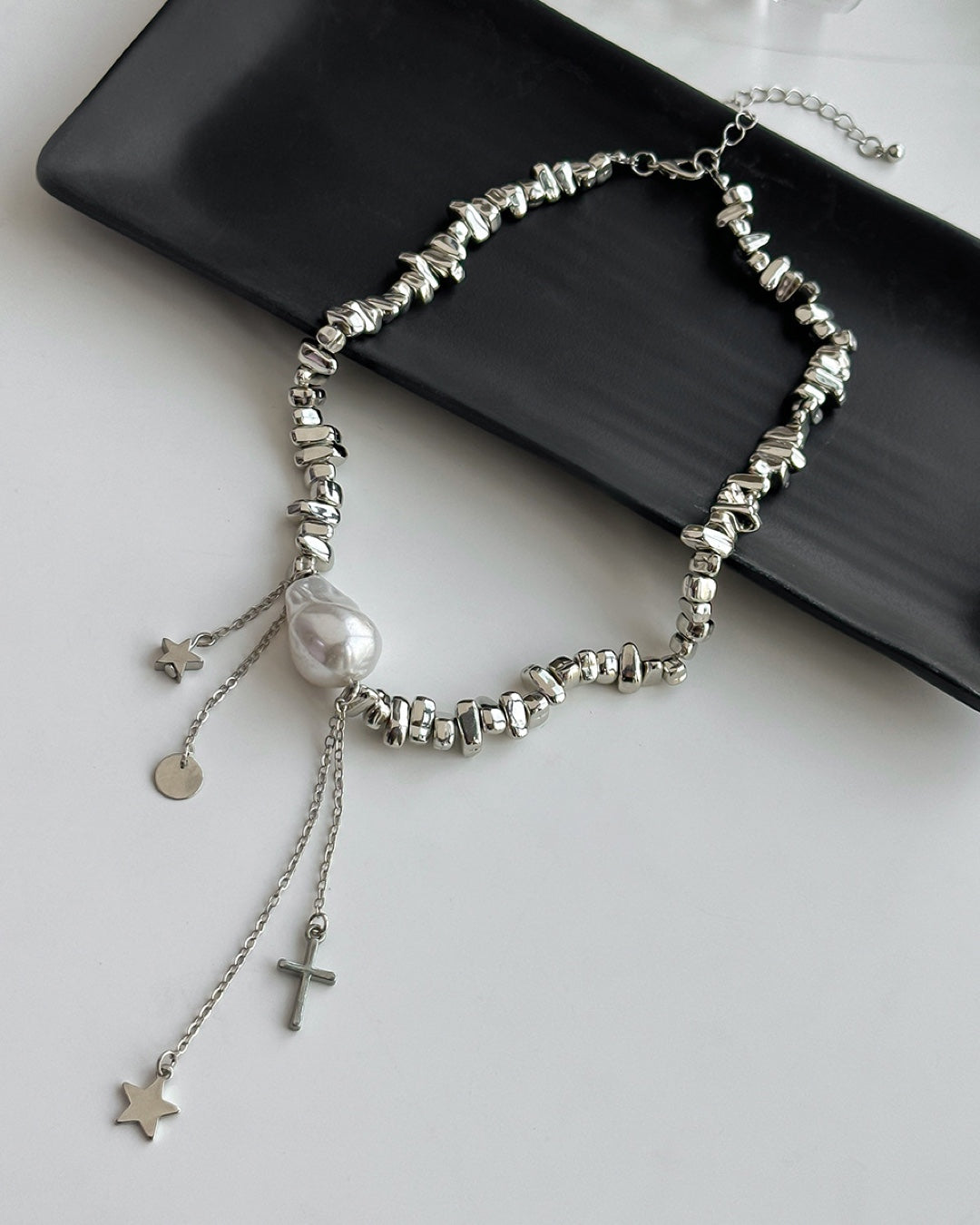 Vyla™ Baroque Irregular Faux Pearl Beaded Choker Necklace