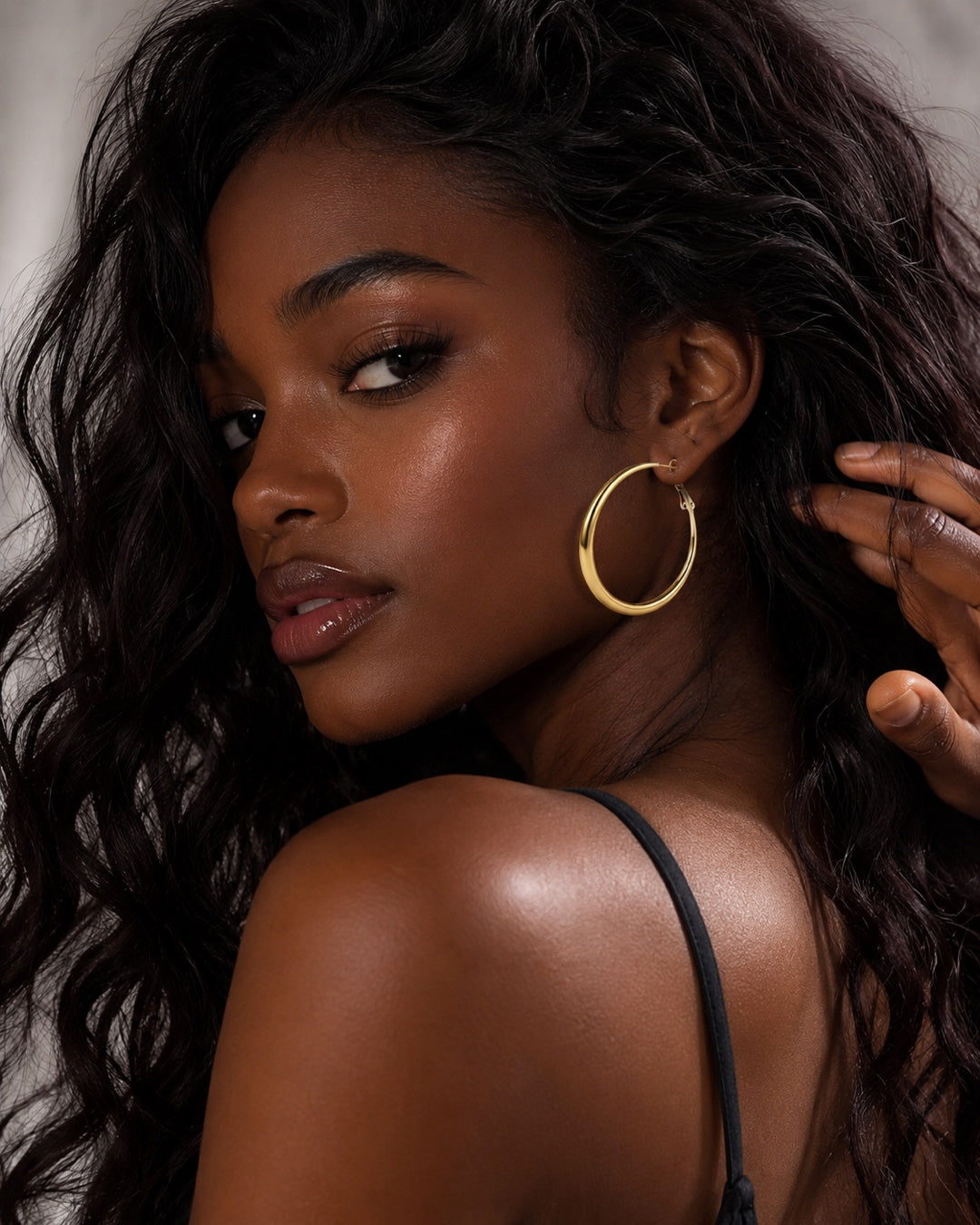 Vyla™ Chunky Hoop Earrings