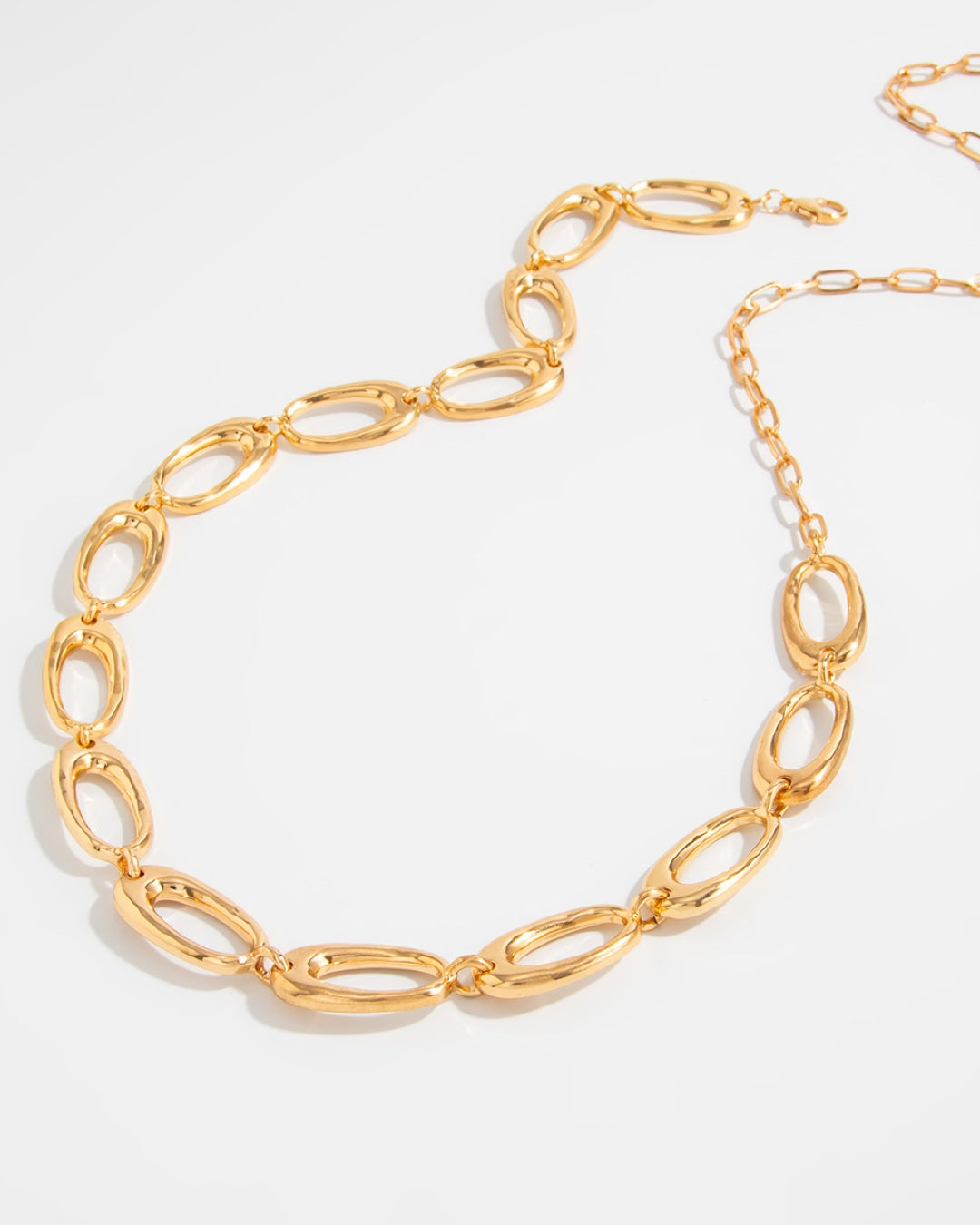 Vyla™ Hollow Circular Geometric Waist Chain