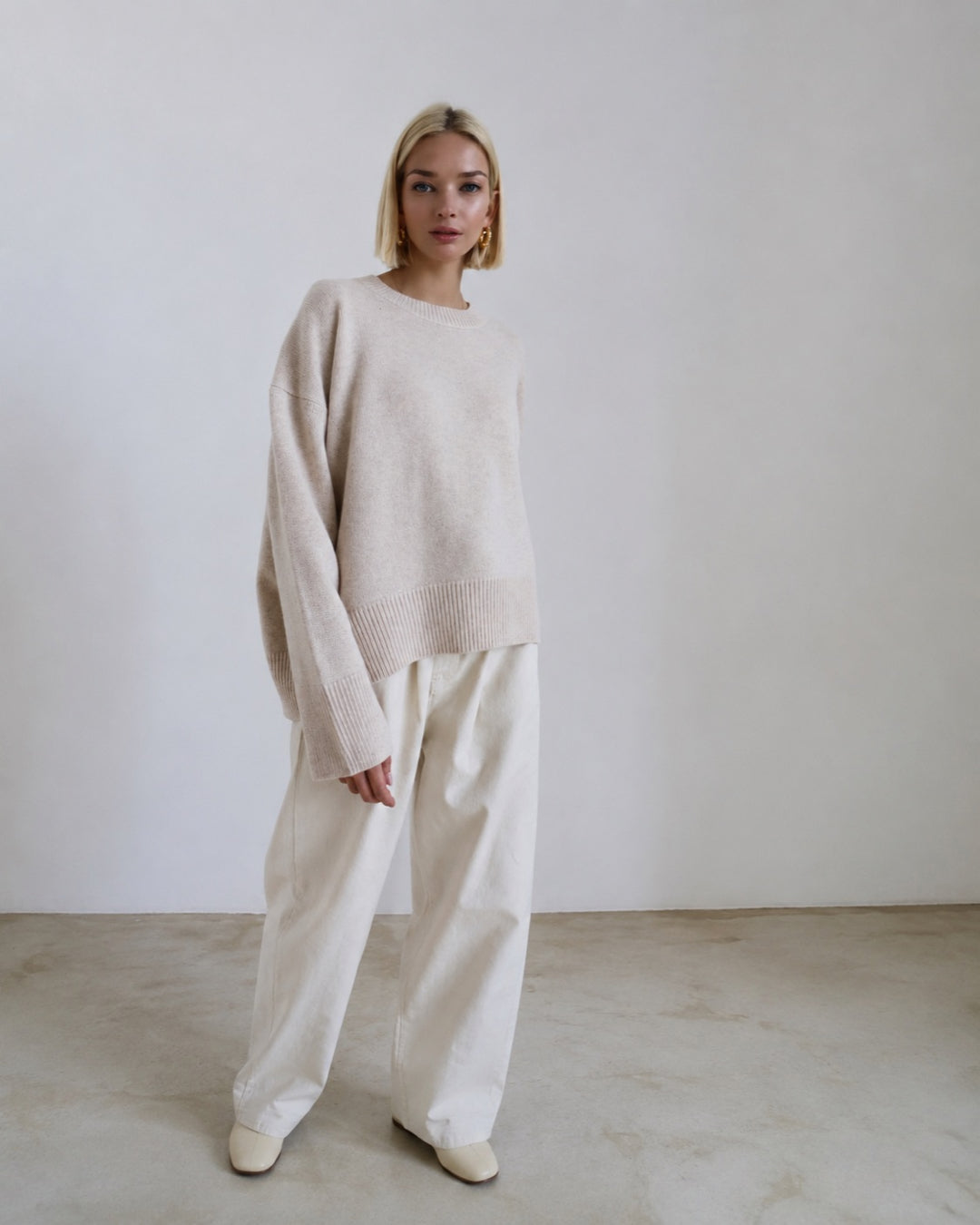 Vyla™ Oversized Crew Neck Knit Pullover Sweater