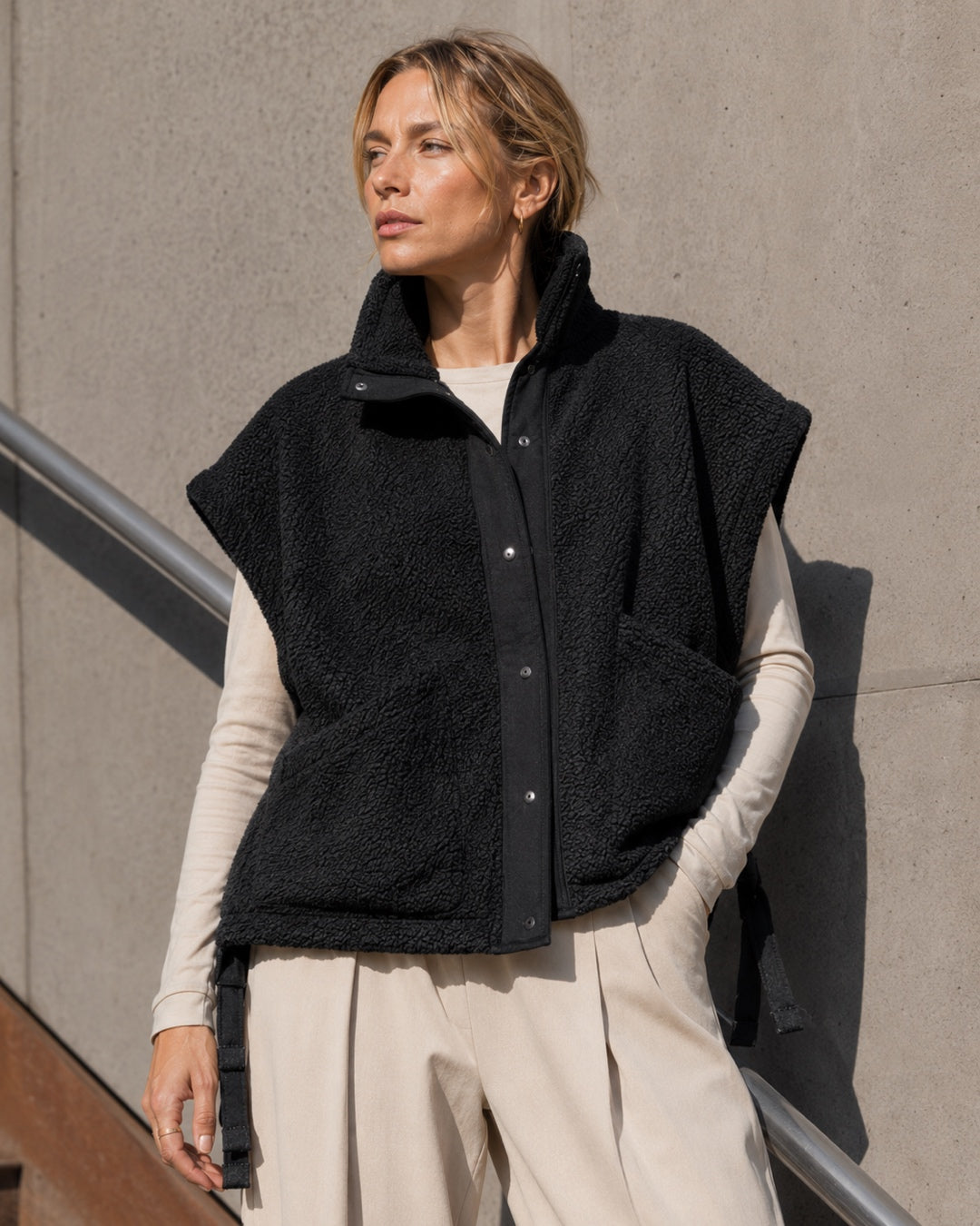 Vyla™ Oversized Plush Fleece Sleeveless Vest