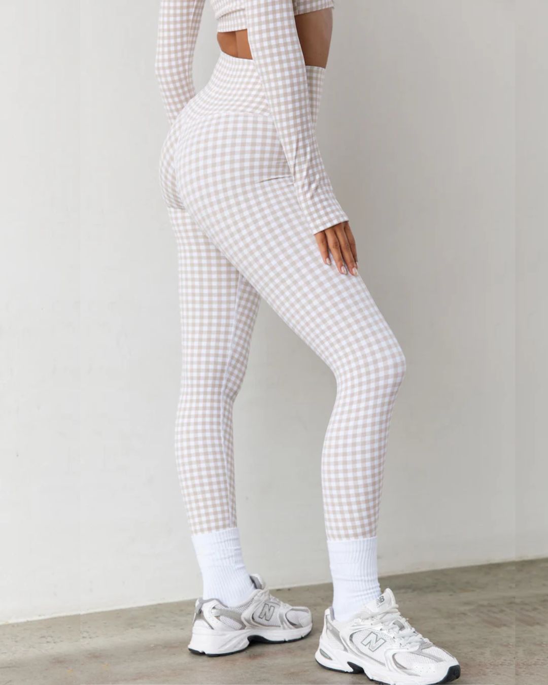 Vyla™ Cake Gingham Legging