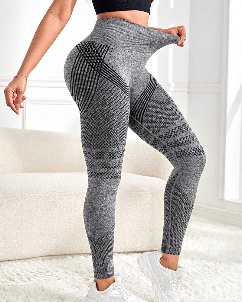 Vyla™ Seamless Contour Scrunch Butt Yoga Leggings
