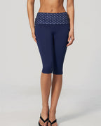 Vyla™ Contrast Polka Dot Foldover Waist Capri Leggings