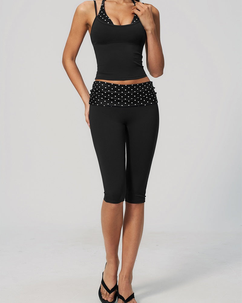 Vyla™ Contrast Polka Dot Foldover Waist Capri Leggings