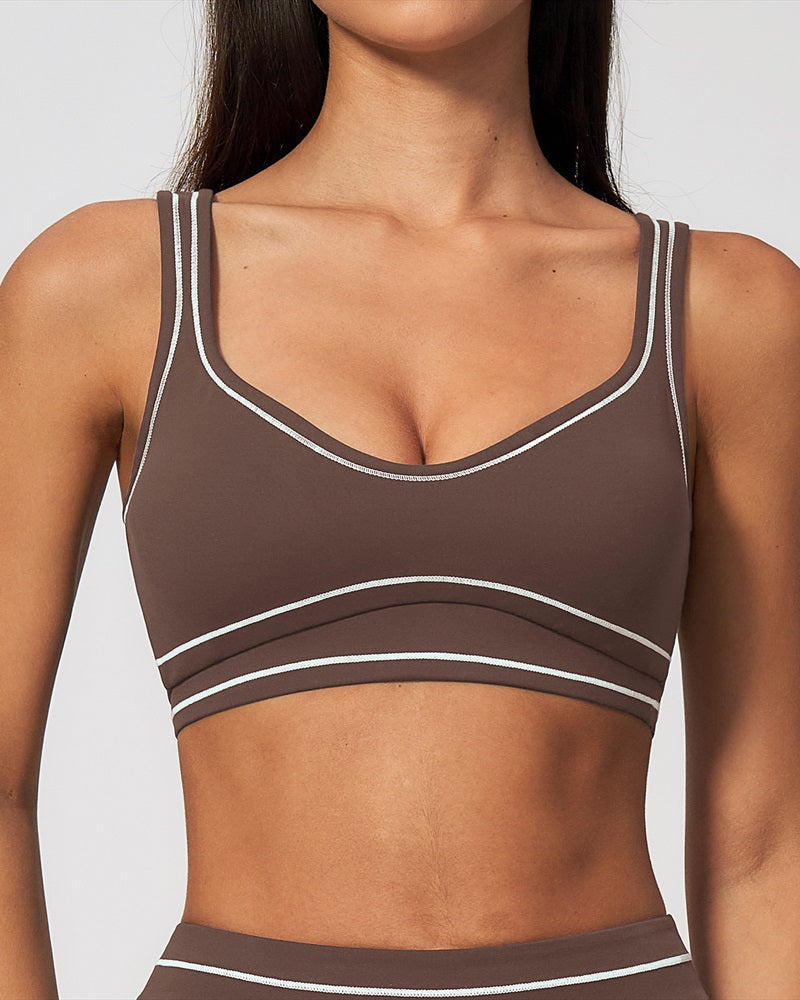 Vyla™ Contrast Trim U-Back Sports Bra