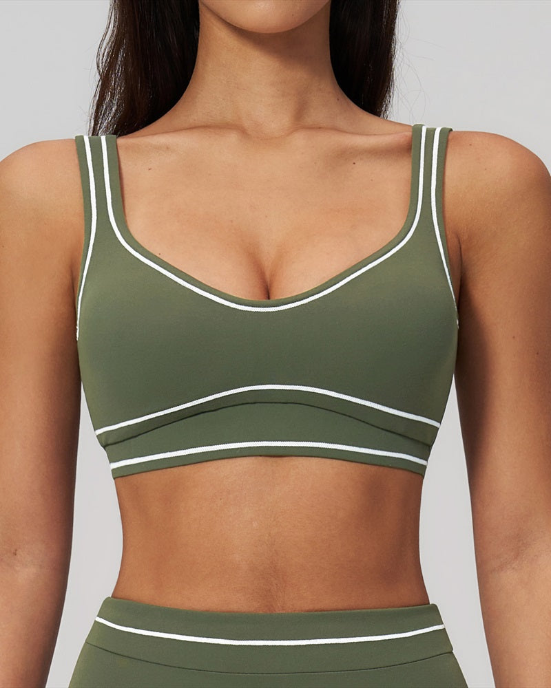 Vyla™ Contrast Trim U-Back Sports Bra
