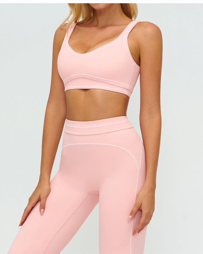 Vyla™ Contrast Trim U-Back Sports Bra