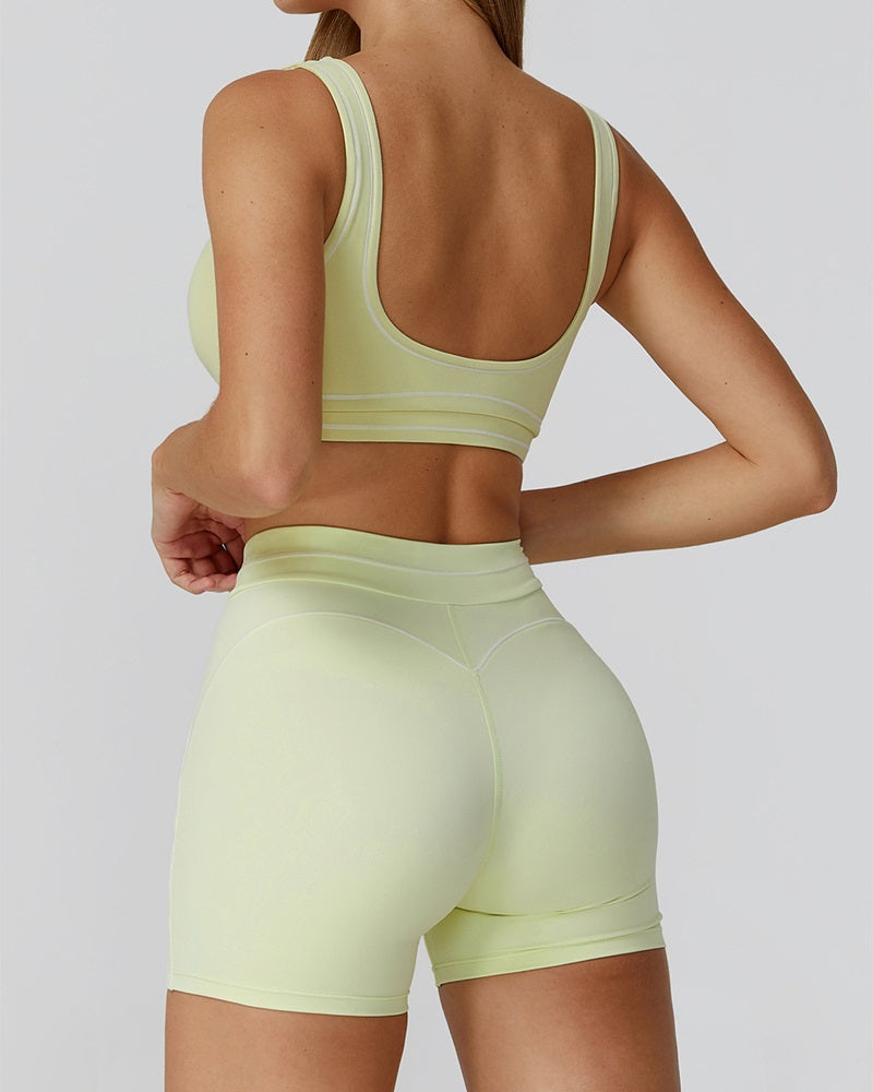 Vyla™ Contrast Trim U-Back Sports Bra