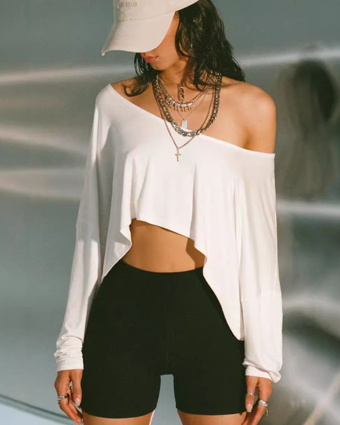 Vyla™ Streetwear Off-Shoulder Relaxed Cropped Top