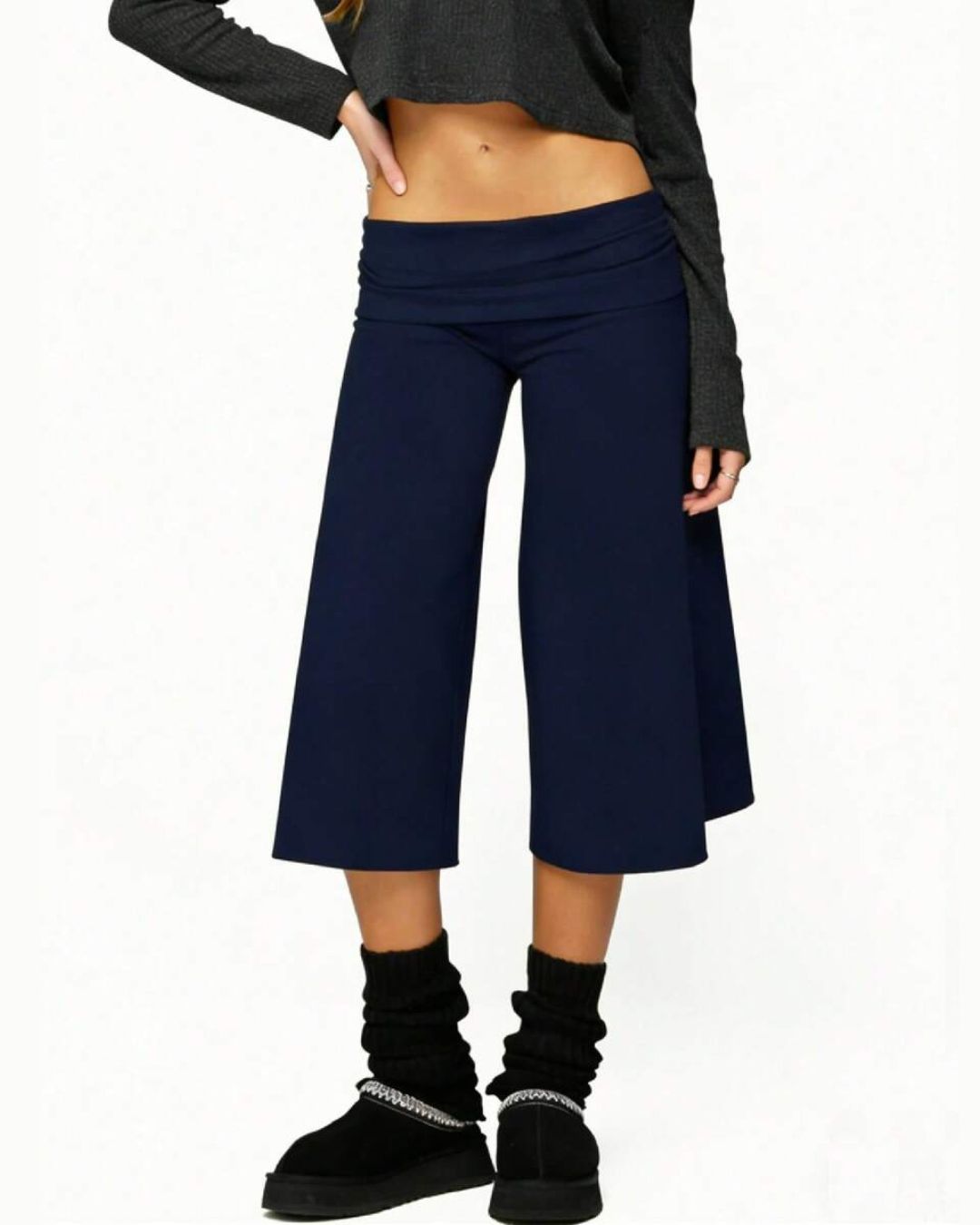 Vyla™ Fold-Over Waist Wide Leg Capris