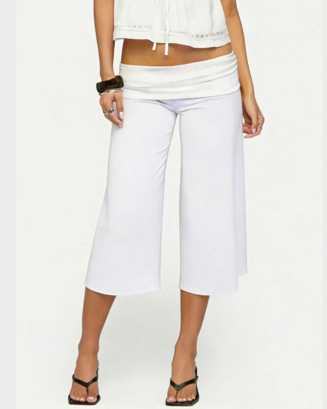 Vyla™ Fold-Over Waist Wide Leg Capris