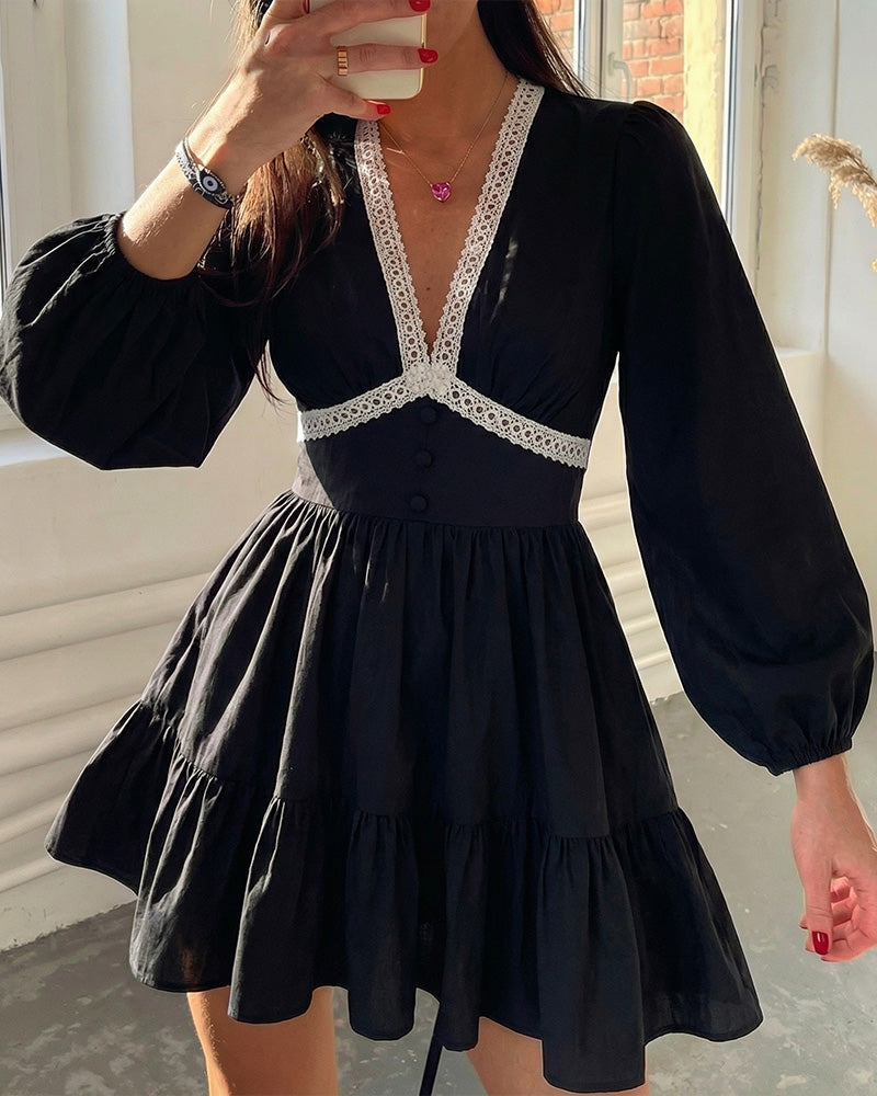 Vyla™ Deep V-Neck Lace Trim Floral Puff Sleeve Mini Dress