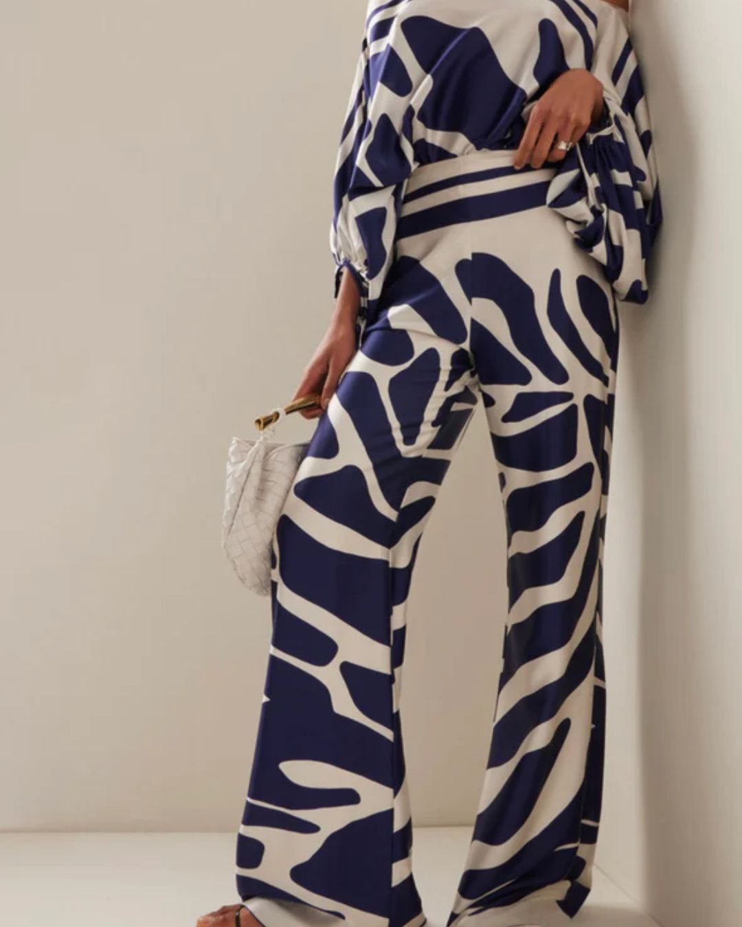 Vyla™ Fashion Print Satin 2 Piece Sets Women Casual Lantern Sleeve Off-Shoulder