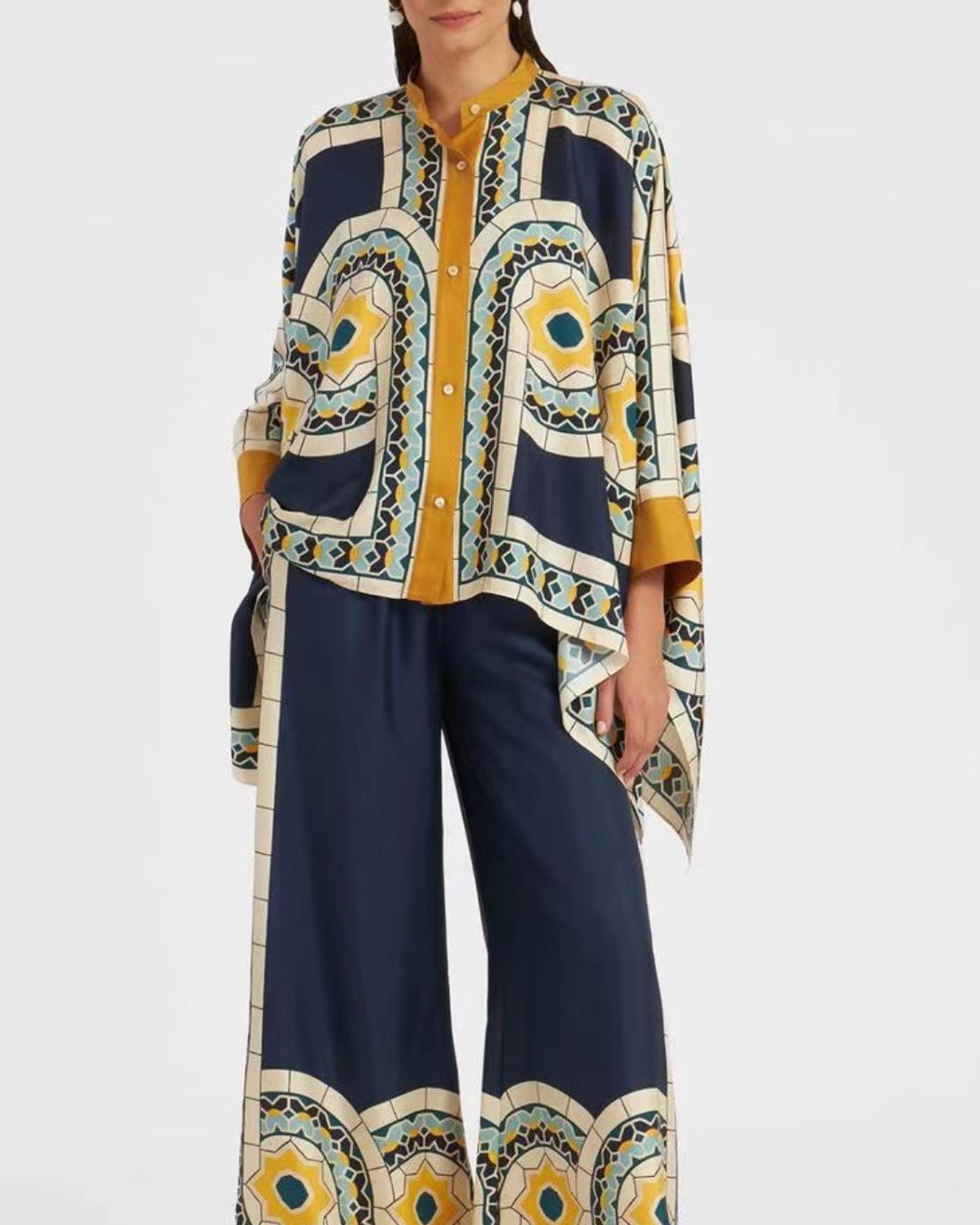 Vyla™ Place-Print Collared Set