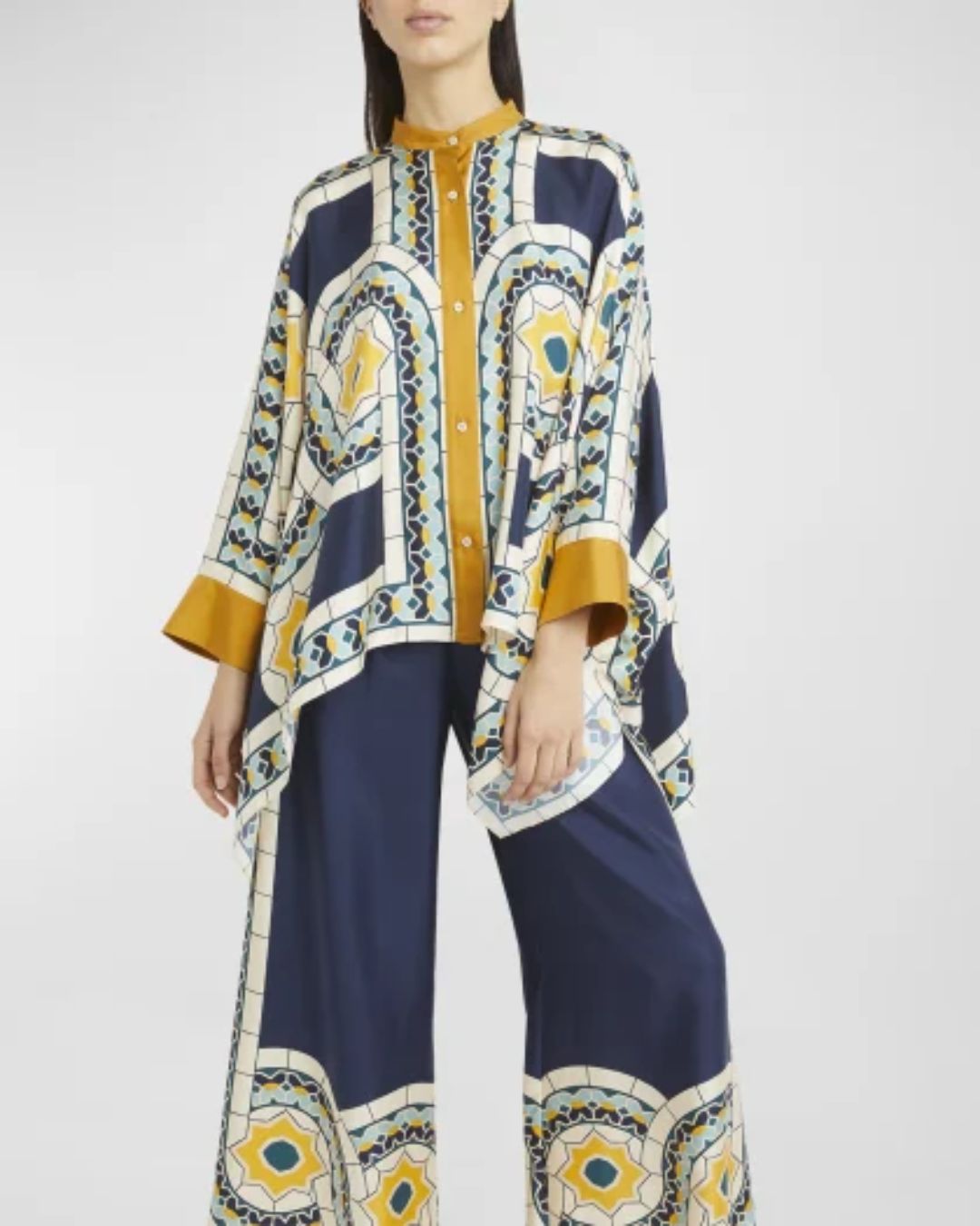 Vyla™ Place-Print Collared Set