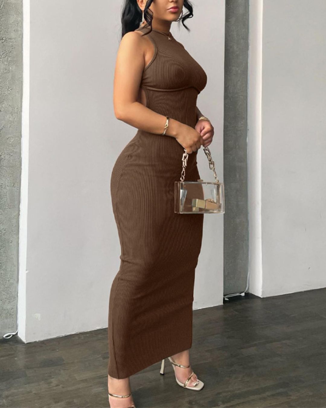 Vyla™ Backless Criss Cross Maxi