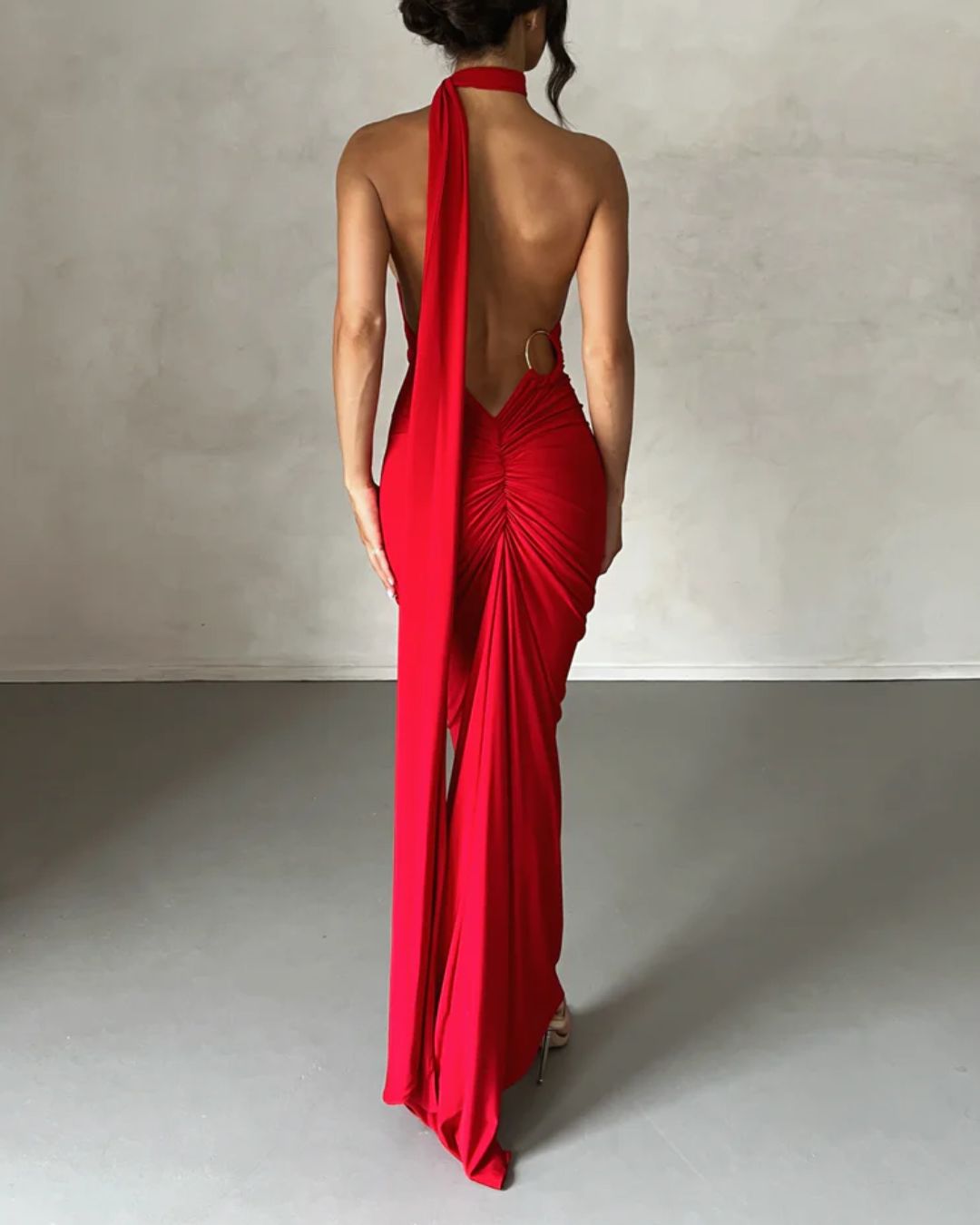 Vyla™ Garze Backless Maxi Dress