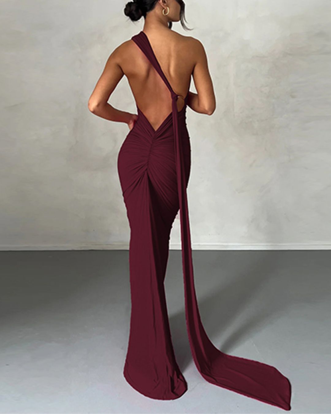 Vyla™ Garze Backless Maxi Dress
