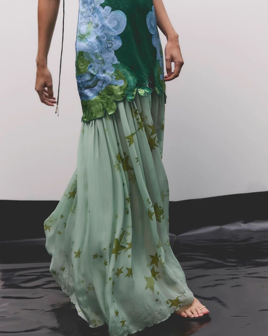 Vyla™ RUNAWAY STAR Floral Maxi Dress