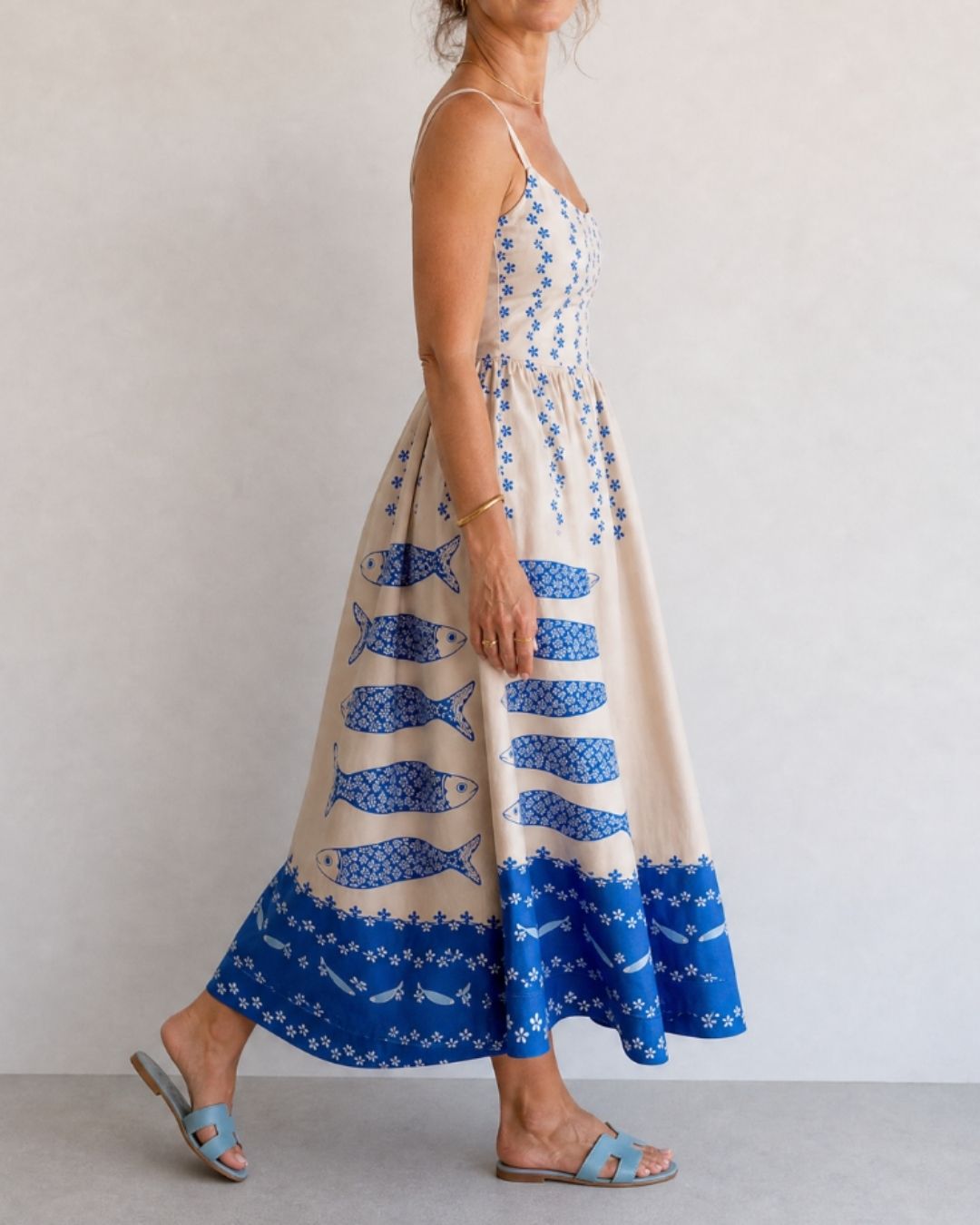 Vyla™ Fish Print Sleeveless Midi Dress