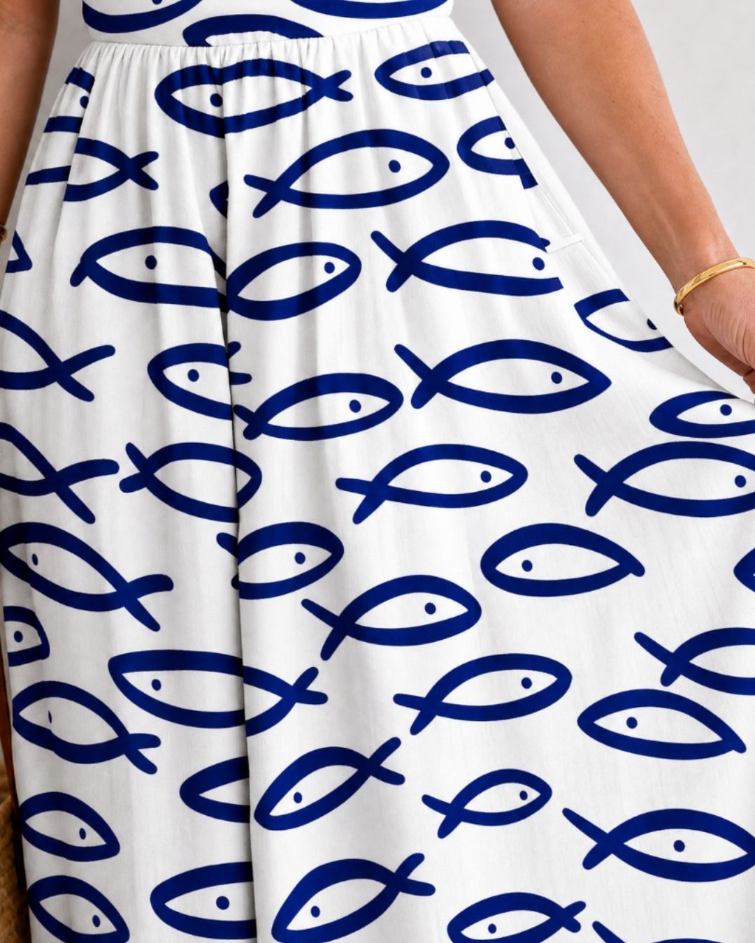 Vyla™ Fish Print Sleeveless Midi Dress