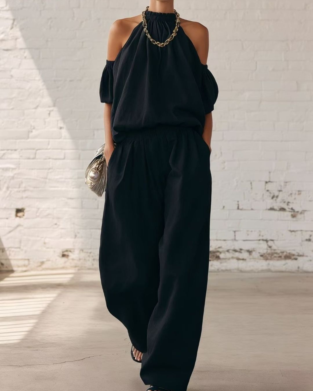 Vyla™ Folds And Halter Closure Casual Wide Leg Pants Set