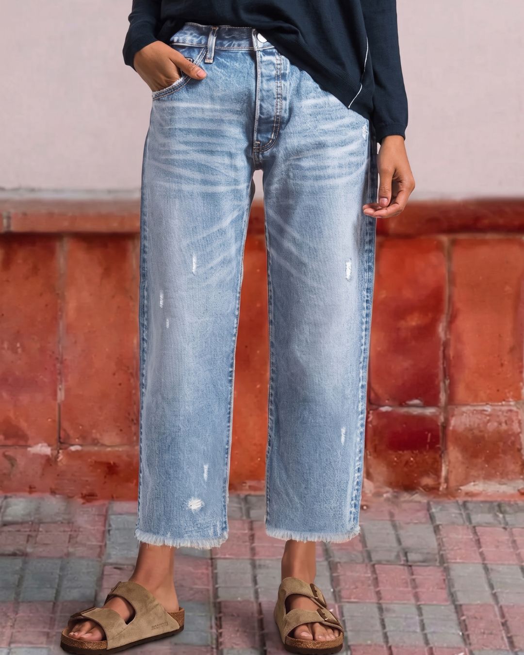 Vyla™ Wash Raw Hem Mid Rise Crop Straight Jeans