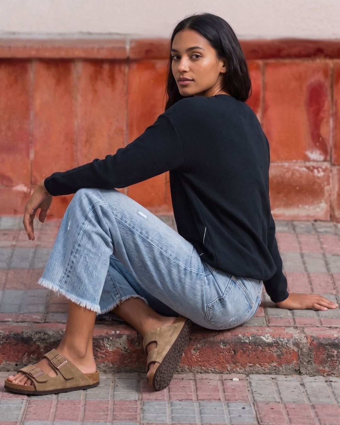 Vyla™ Wash Raw Hem Mid Rise Crop Straight Jeans