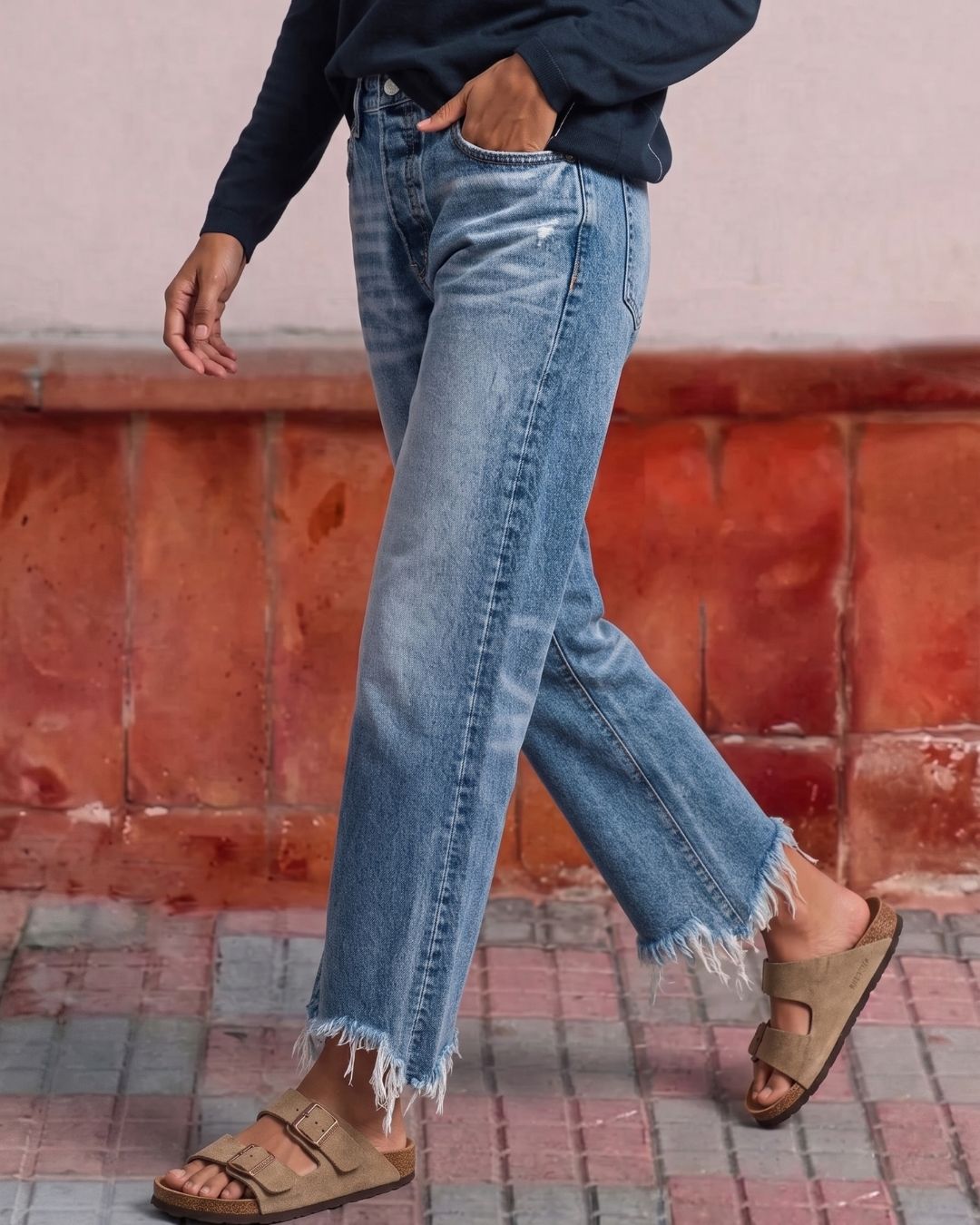 Vyla™ Wash Raw Hem Mid Rise Crop Straight Jeans