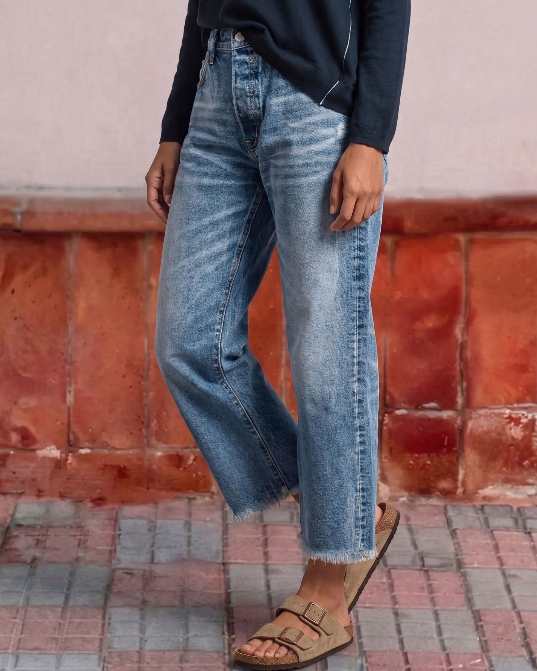 Vyla™ Wash Raw Hem Mid Rise Crop Straight Jeans