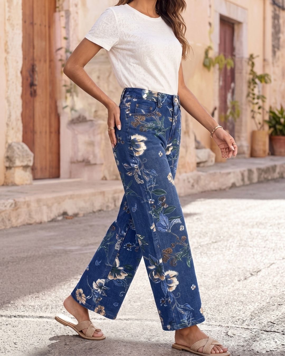 Vyla™ Floral Stitch Detail Mid Waist Straight Jeans