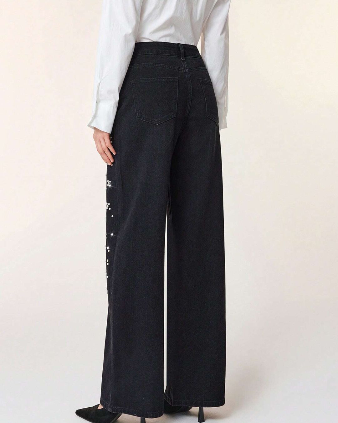 Vyla™ Beaded Detail Relaxed Straight-Leg Jeans