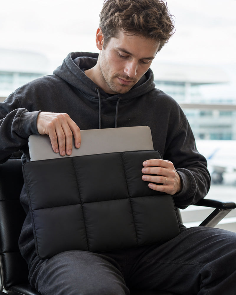 Vyla Cloud Laptop Sleeve