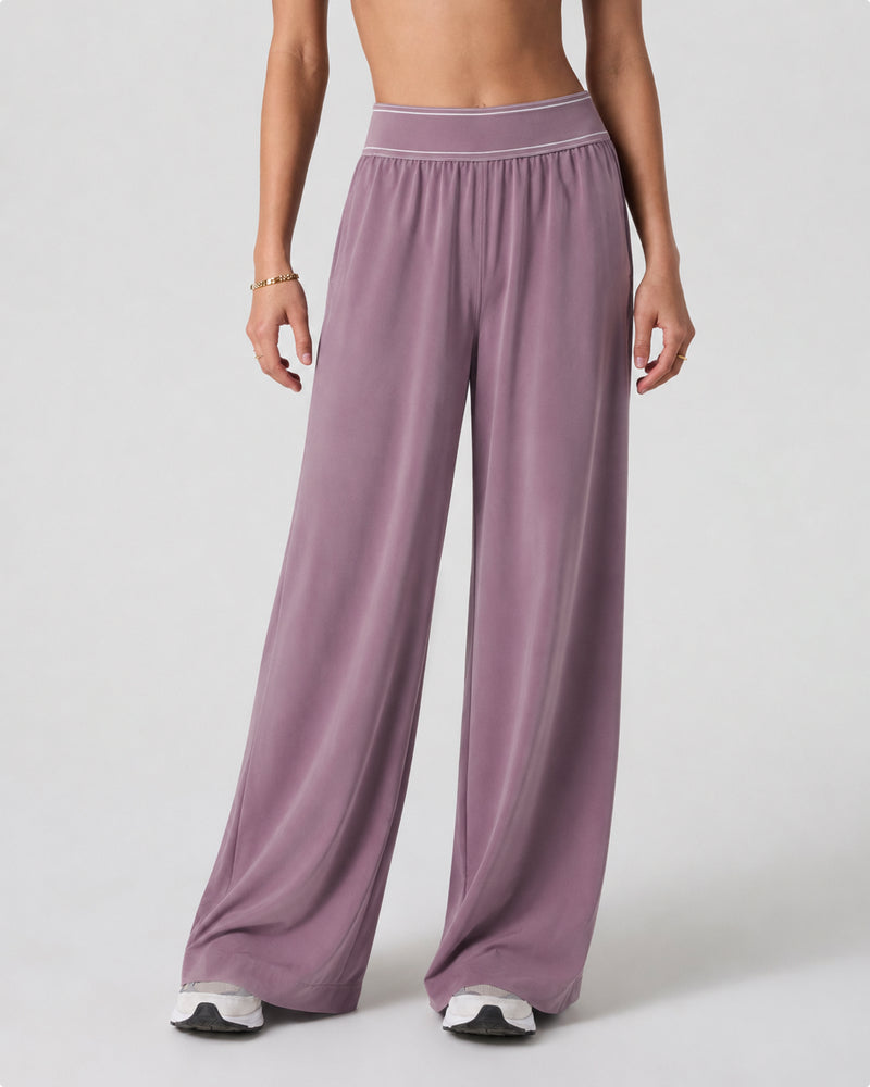 Vyla Delicate Lounge Flare Pant