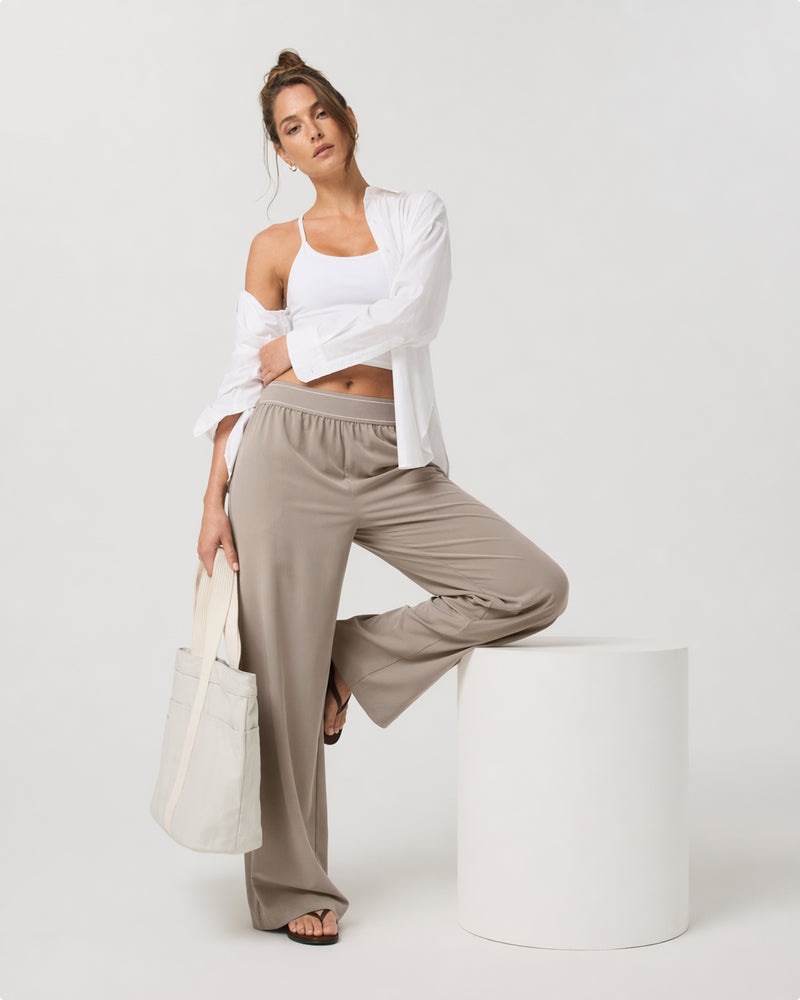 Vyla Delicate Lounge Flare Pant
