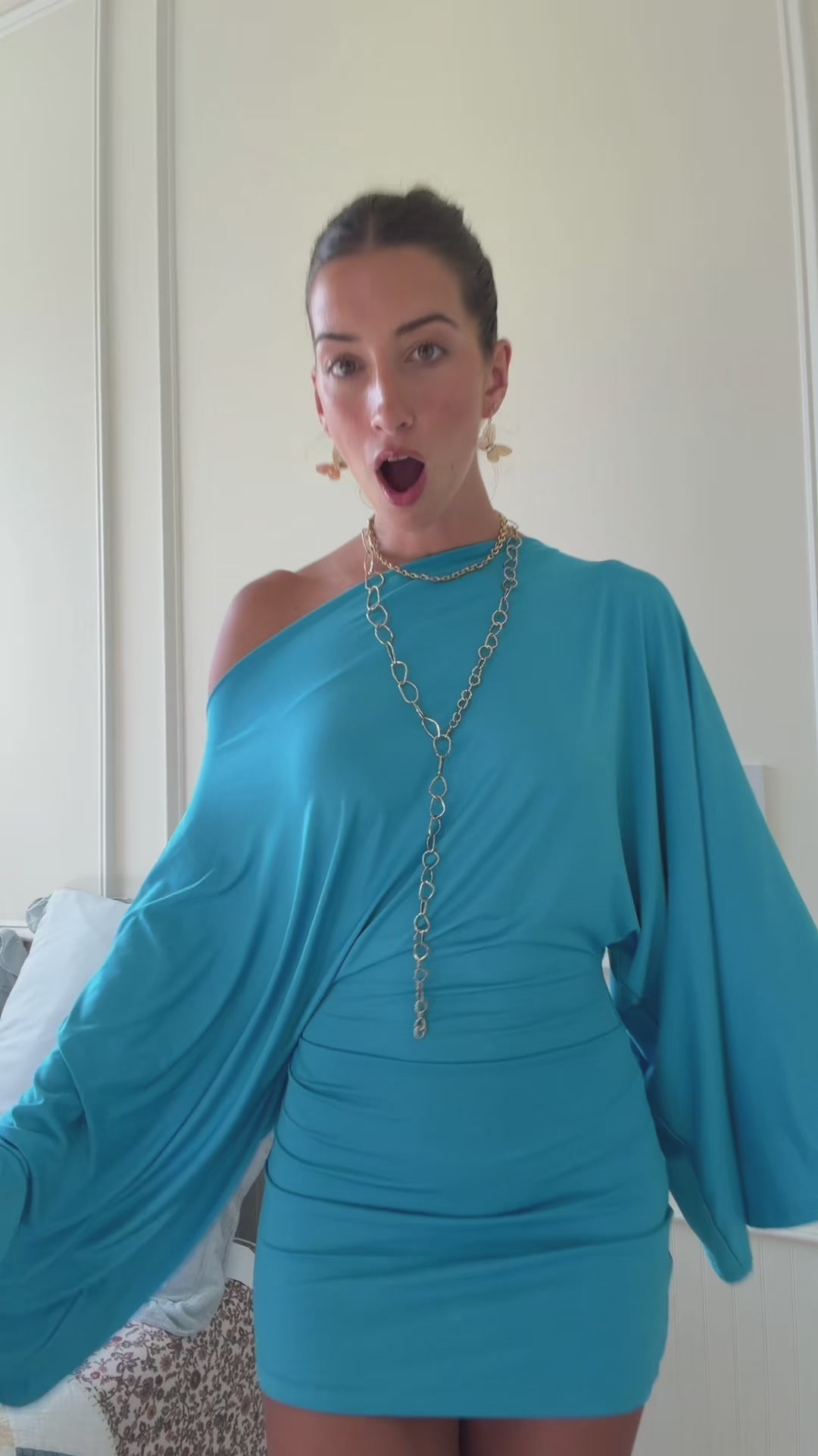Vyla™ Asymmetric Draped Batwing Sleeve Bodycon Mini Dress